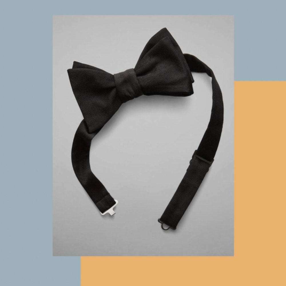 🚫 SOLD 🚫 THOMAS PINK TWILL WOVEN SILK BOW TIE